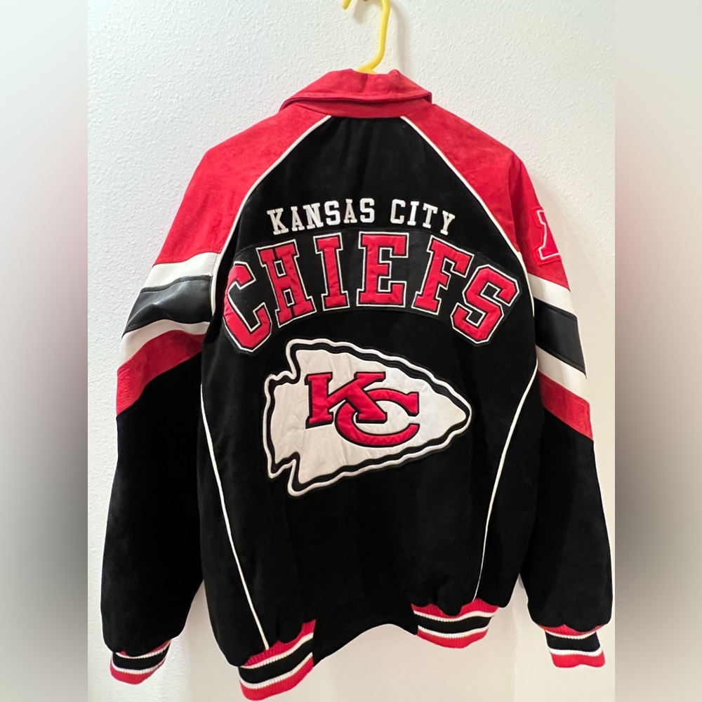VINTAGE KC CHIEFS COAT!! 100% LEATHER